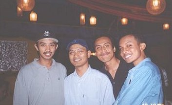 raya2001.jpg