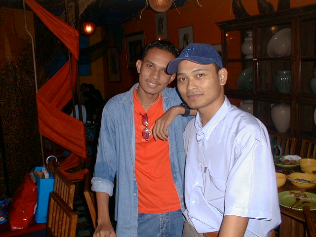 raya2001.jpg