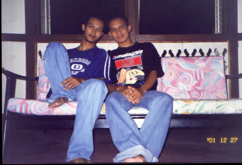 raya2001.jpg