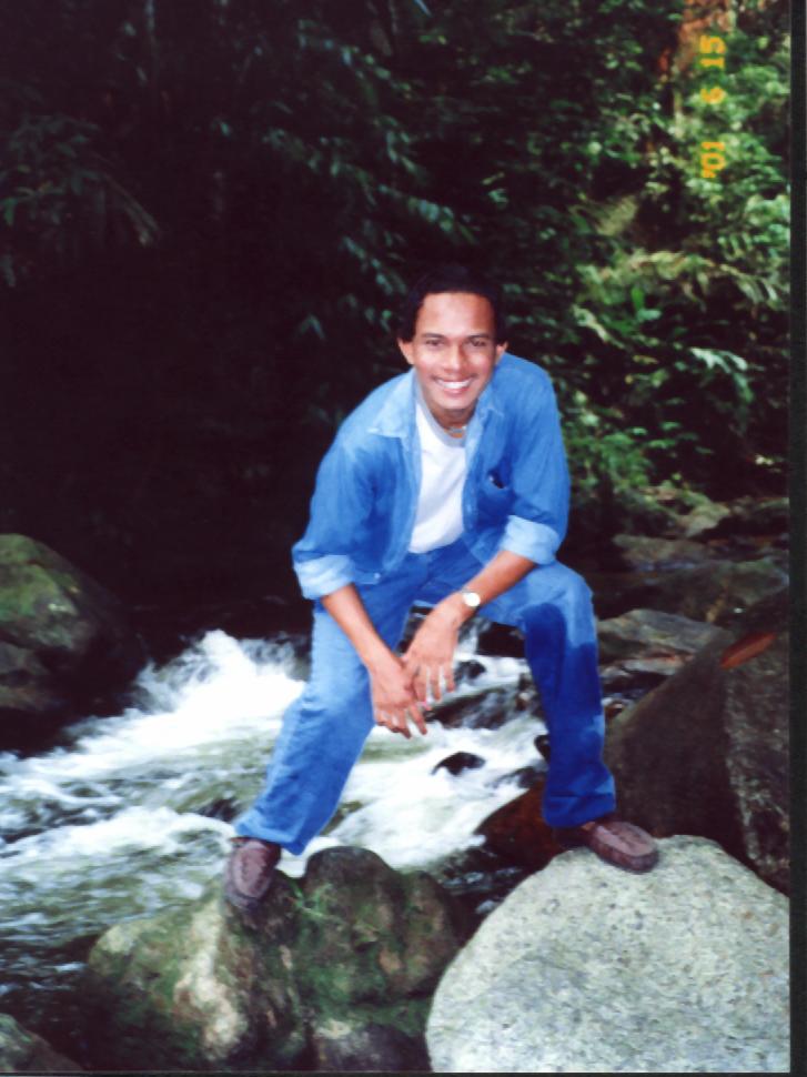raya2001.jpg