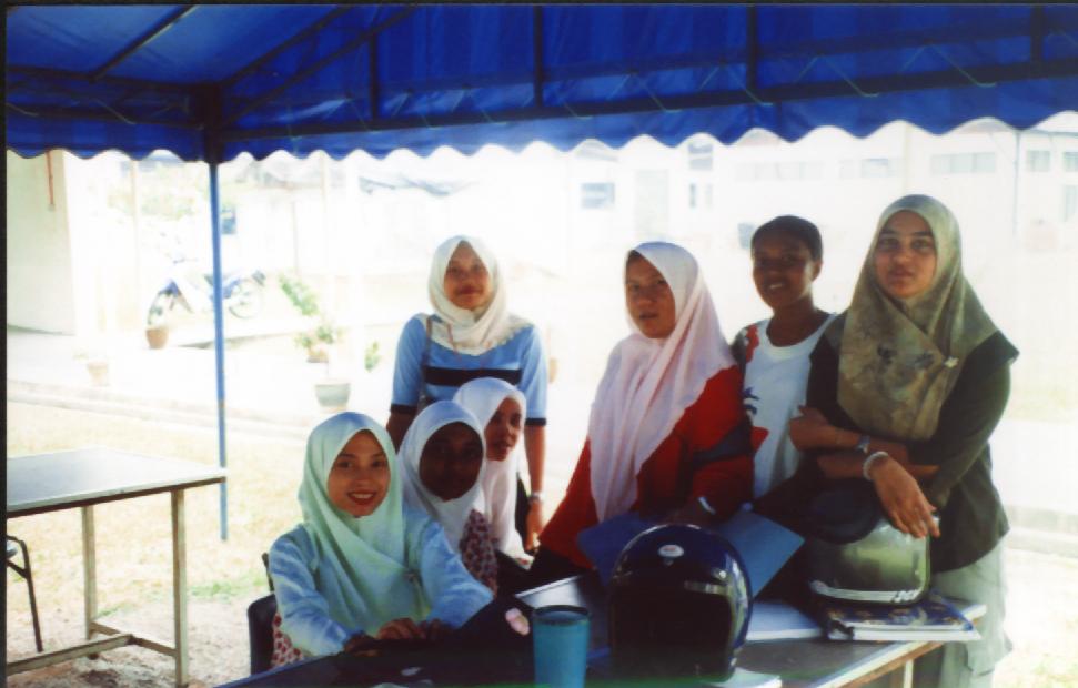 raya2001.jpg