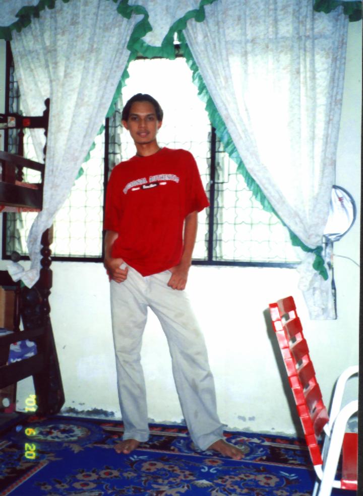 raya2001.jpg