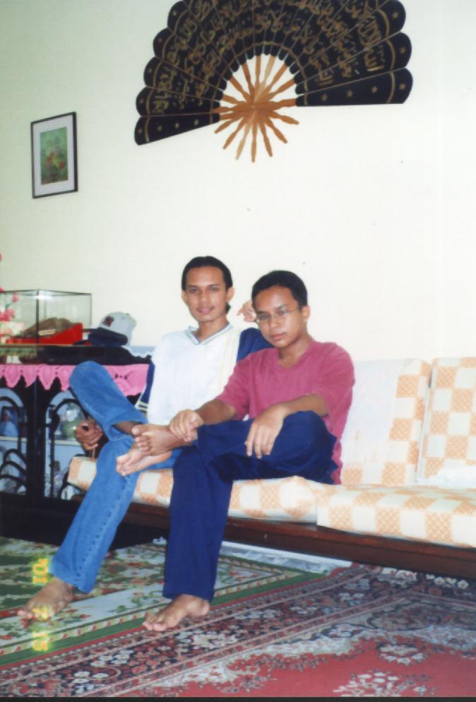 raya2001.jpg