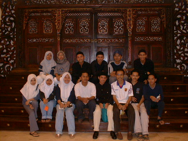 raya2001.jpg